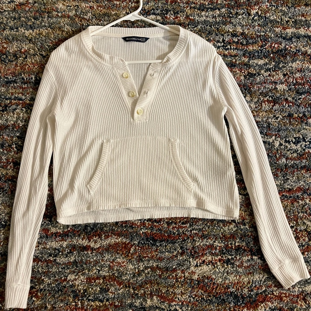 Abercrombie sweater/Henley